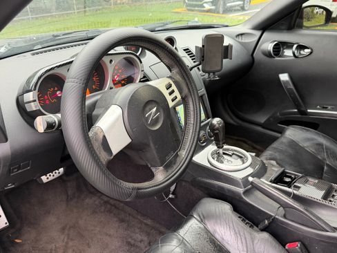 Used 2004 Nissan 350Z Touring image 15