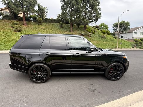 Used 2017 Land Rover Range Rover Supercharged image 5