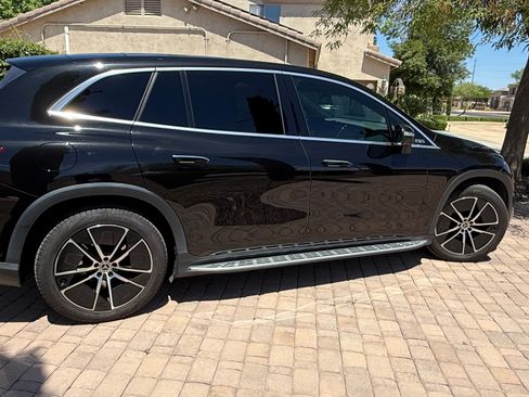 Used 2023 Mercedes-Benz EQS 450+ SUV image 5