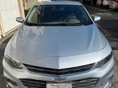 Used 2017 Chevrolet Malibu LT