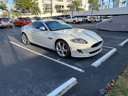 Used 2014 Jaguar XKR R image 5