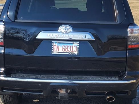 Used 2016 Toyota 4Runner Limited image 4