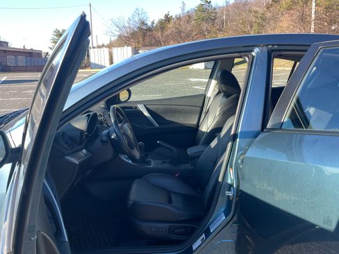 Used 2010 MAZDA MAZDA3 s Grand Touring image 17