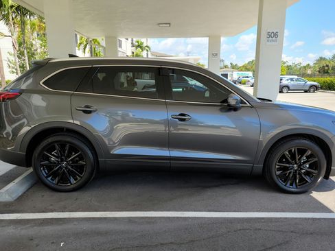 Used 2022 MAZDA CX-9 Touring Plus image 1