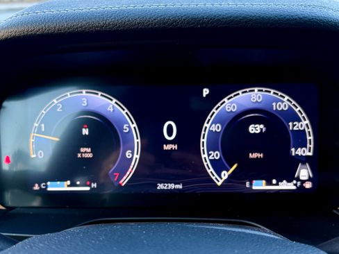 Used 2024 Jeep Grand Cherokee L Limited w/ Black Appearance Package image 20