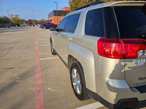 Used 2014 GMC Terrain SLT image 10