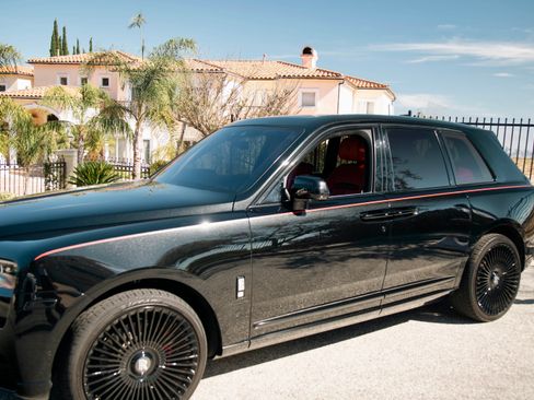 Used 2020 Rolls-Royce Cullinan image 19