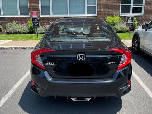 Used 2019 Honda Civic Sport image 10