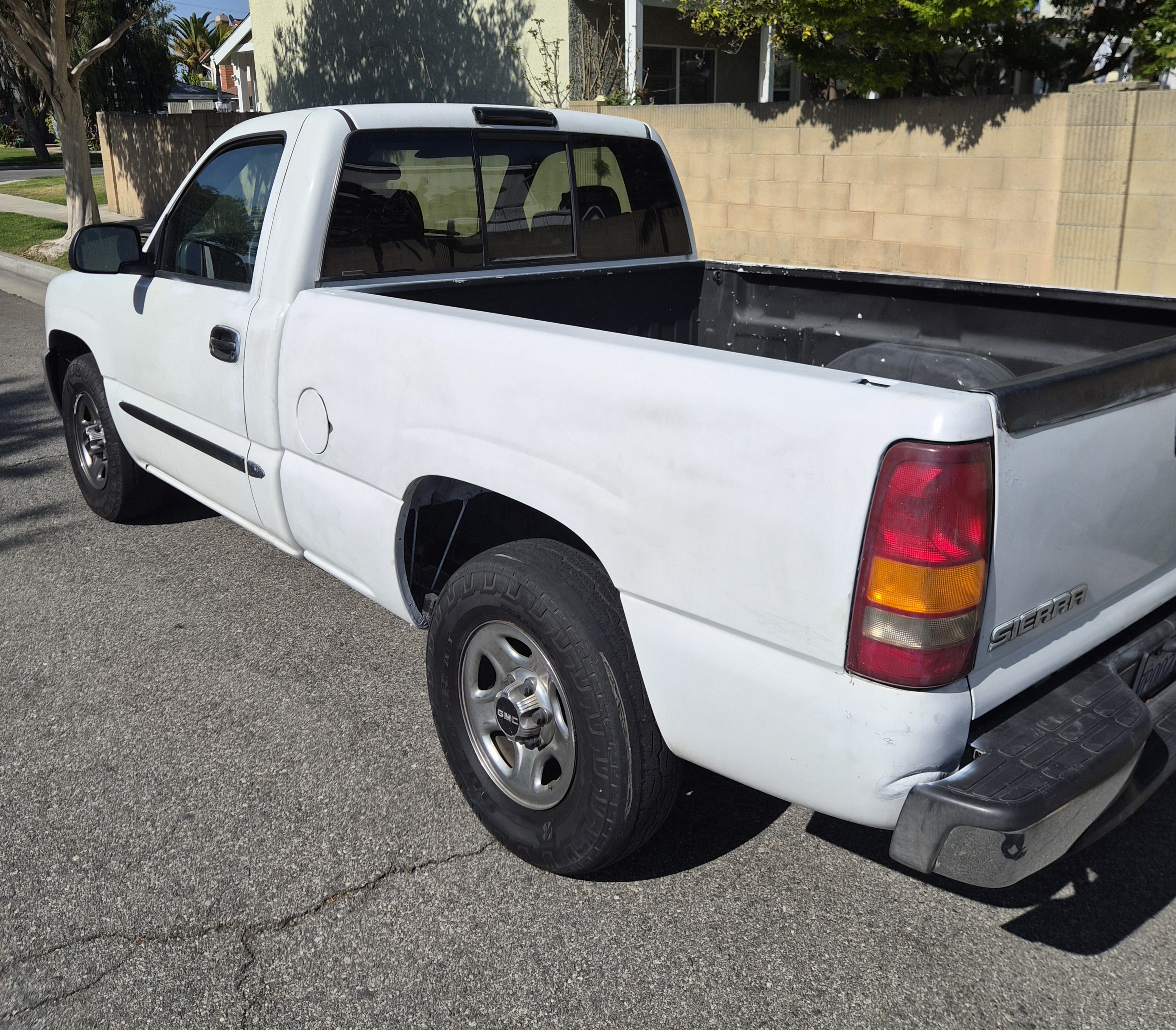 Used 2004 GMC Sierra 1500 2WD Regular Cab image 4