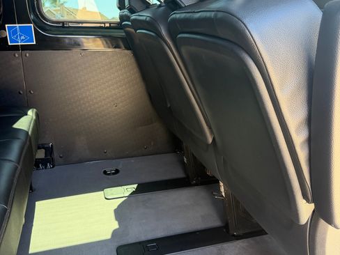 Used 2021 Mercedes-Benz Sprinter 2500 image 17