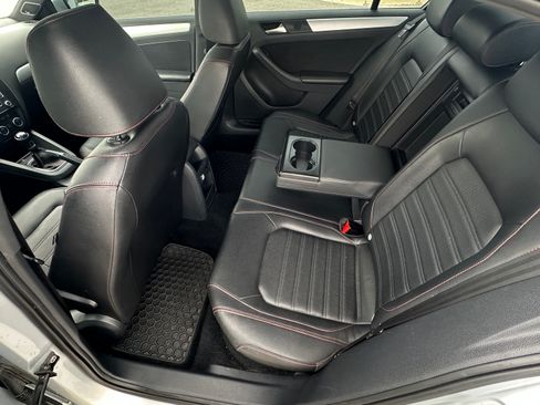 Used 2013 Volkswagen Jetta GLI Autobahn FWD image 21