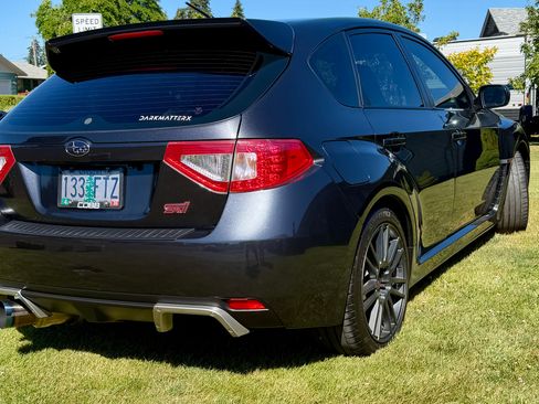 Used 2010 Subaru Impreza WRX STI AWD/4WD image 13