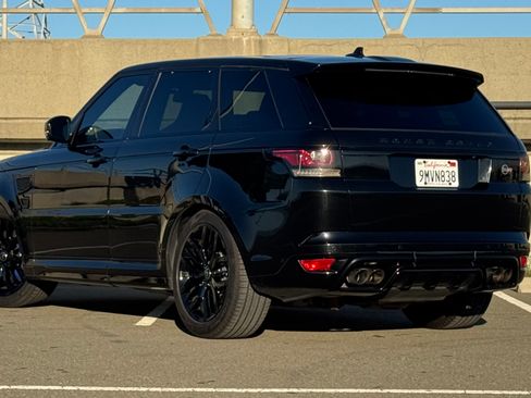 Used 2015 Land Rover Range Rover Sport SVR image 4