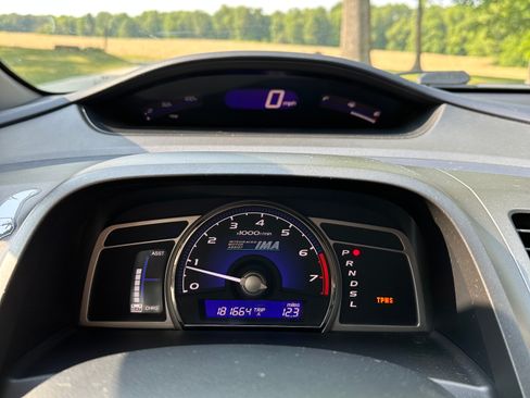 Used 2010 Honda Civic Hybrid Sedan image 21