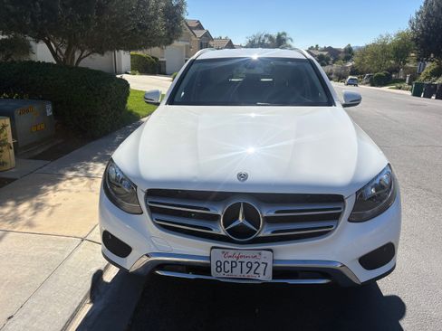 Used 2018 Mercedes-Benz GLC 300 image 4