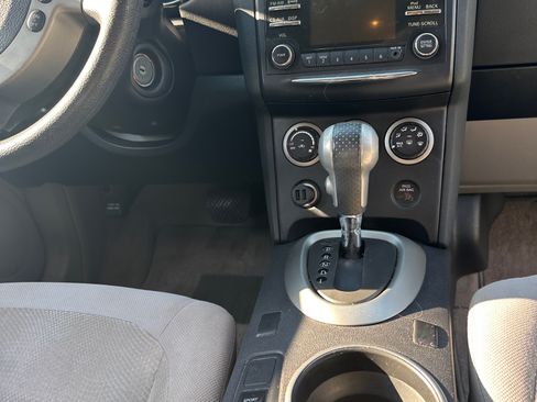 Used 2013 Nissan Rogue S w/ Special Edition Pkg FWD image 27