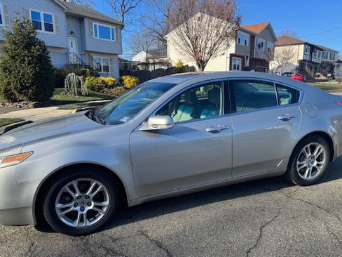 Used 2011 Acura TL image 1