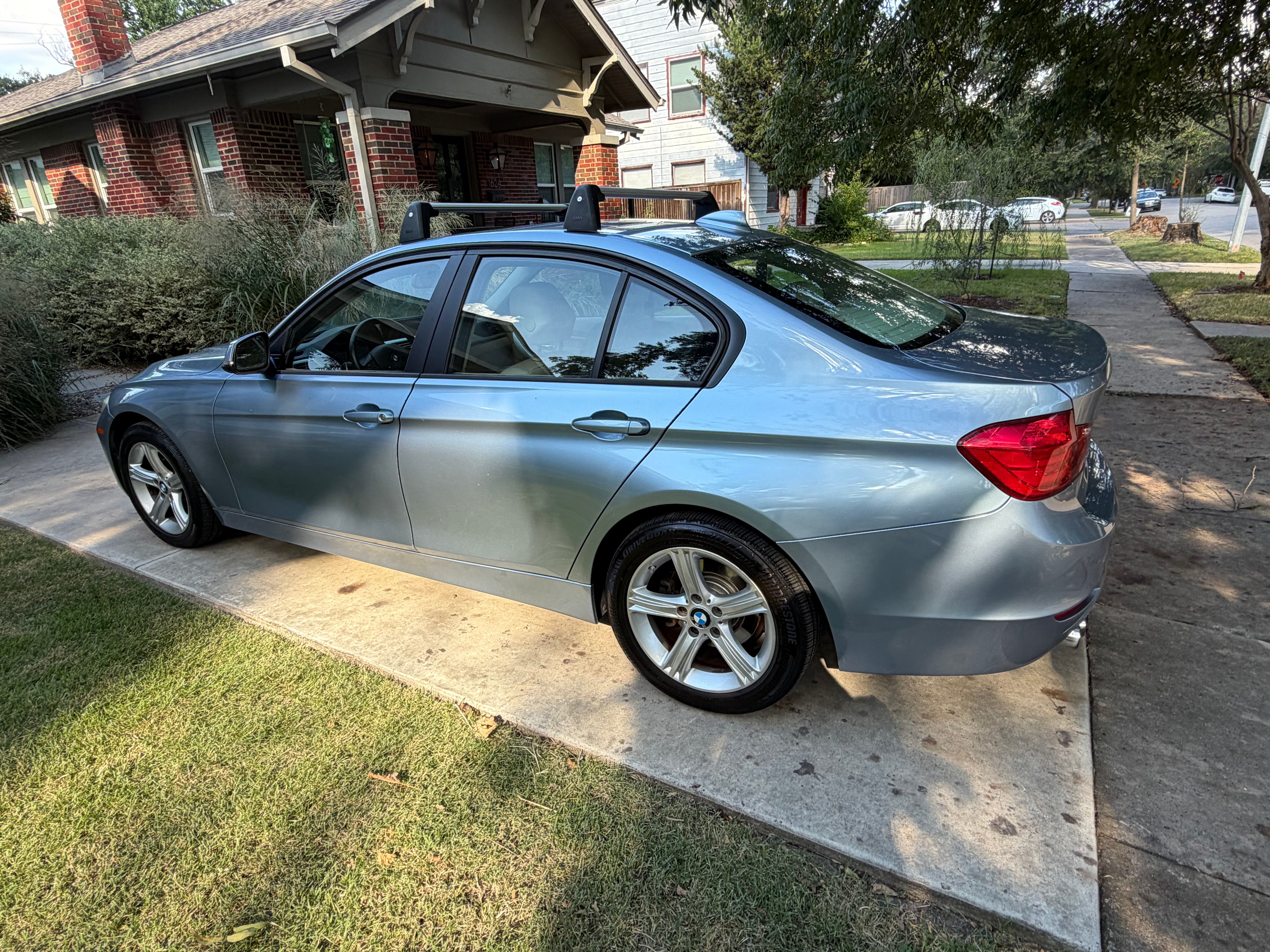Used 2012 BMW 328i Sedan RWD image 5