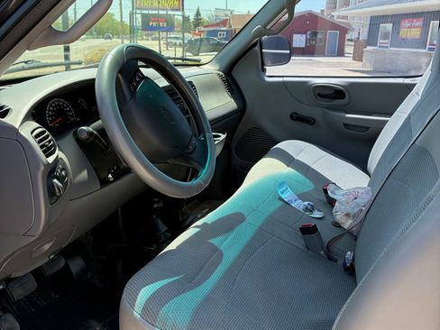 Used 2000 Ford F150 4x4 Regular Cab image 10