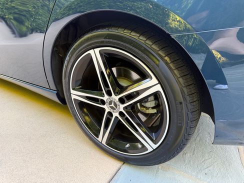 Used 2022 Mercedes-Benz A 220 image 9