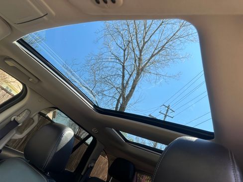 Used 2013 Ford Edge Sport w/ Canadian Touring Pkg image 9