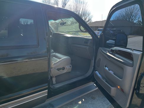 Used 2001 Ford Excursion Limited image 14