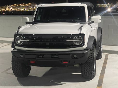 Used 2025 Ford Bronco Outer Banks w/ Sasquatch Package image 4