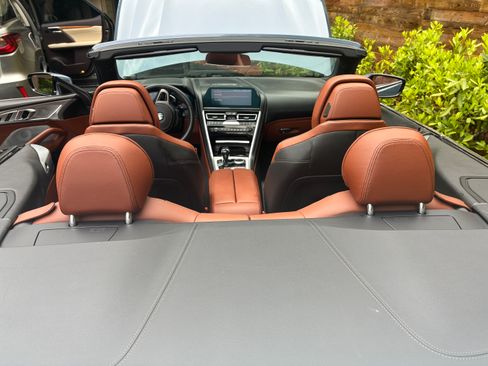 Used 2020 BMW M850i xDrive Convertible w/ Driving Assistance Package 2 AWD/4WD image 21