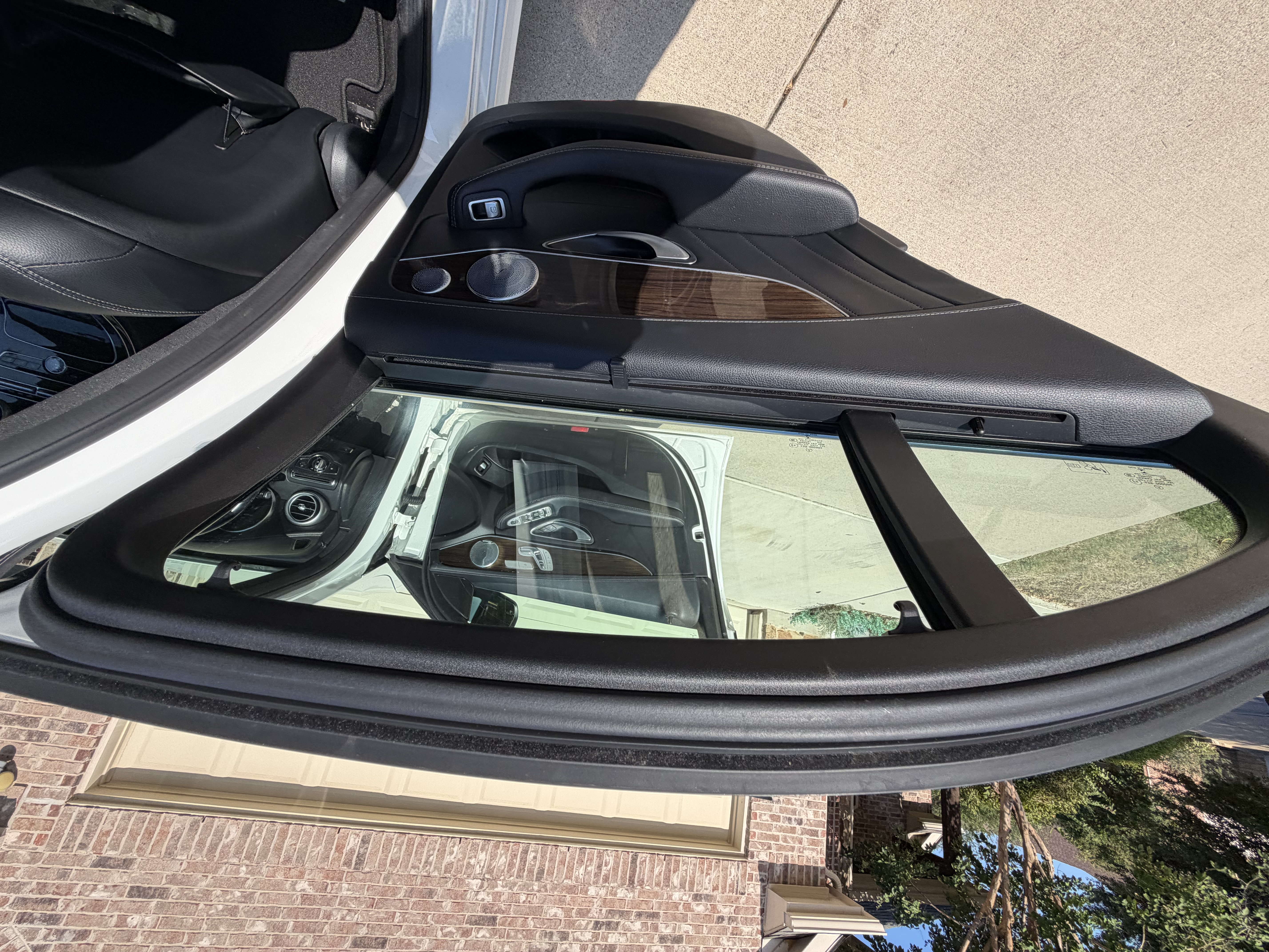 Used 2015 Mercedes-Benz C 400 4MATIC image 14