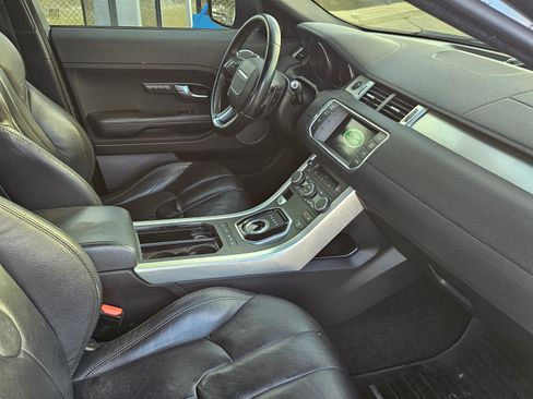 Used 2015 Land Rover Range Rover Evoque Pure Plus image 10