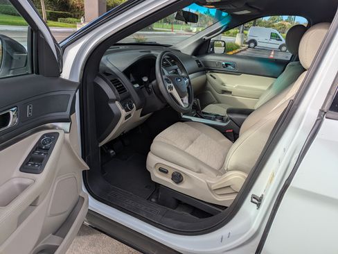 Used 2015 Ford Explorer 4WD image 5