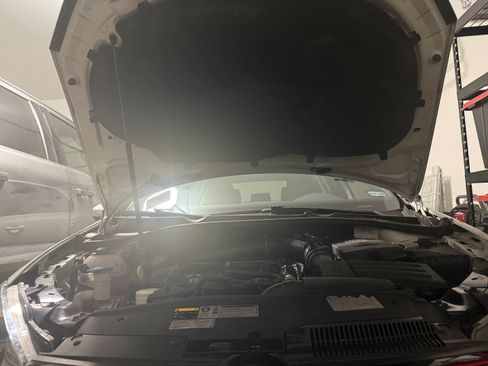 Used 2014 Volkswagen GTI Wolfsburg Edition image 8