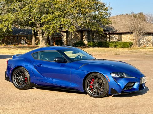 Used 2023 Toyota Supra Premium w/ Driver Assist Package image 2