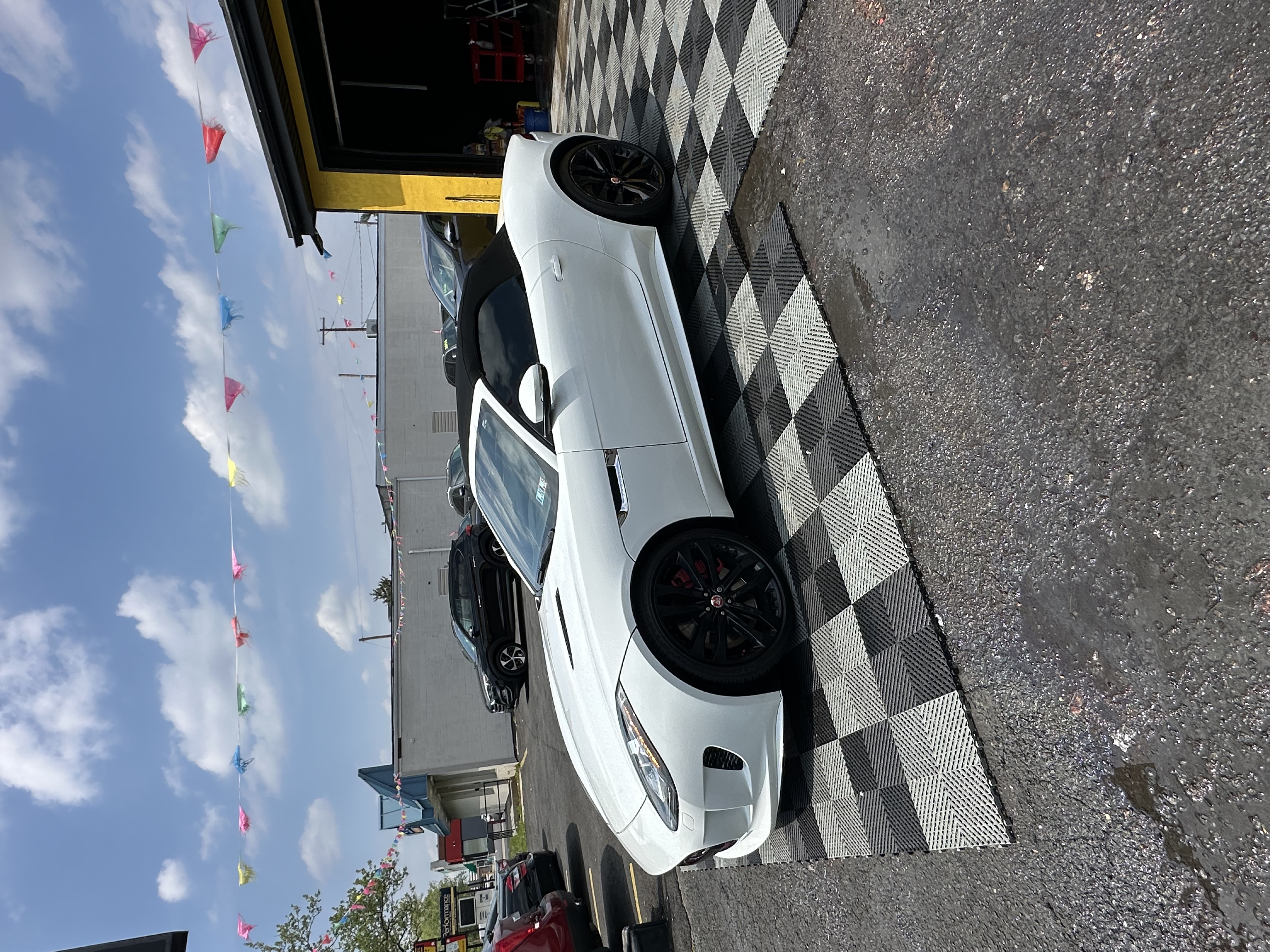 Used 2015 Jaguar F-TYPE S RWD image 10