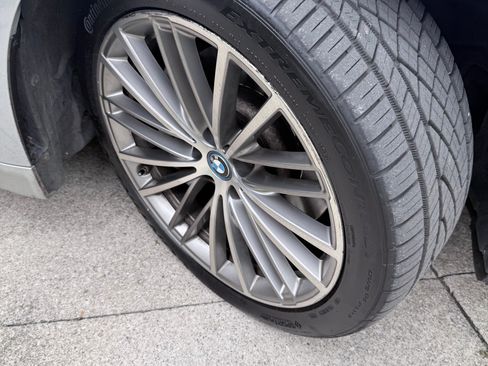 Used 2019 BMW 530e xDrive AWD/4WD image 13