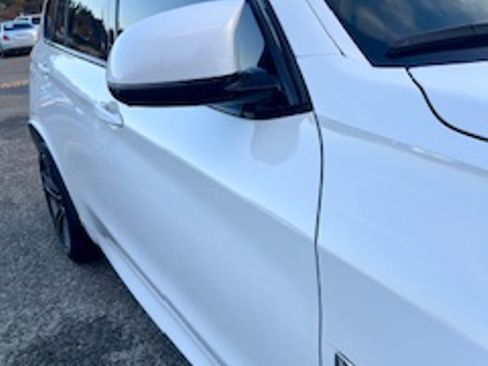 Used 2016 BMW X5 M image 16