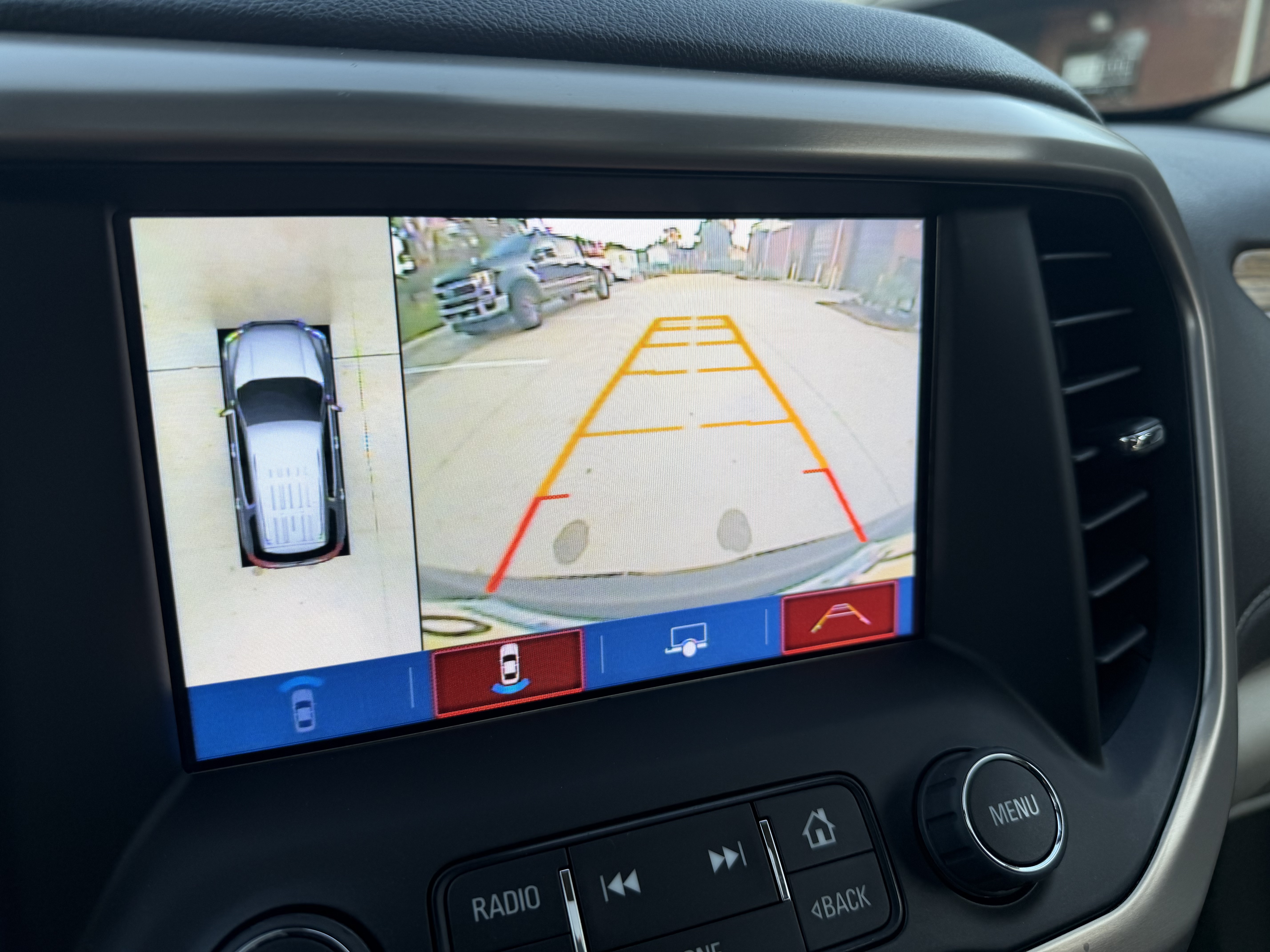 Used 2017 GMC Acadia Denali w/ Technology Package FWD image 31