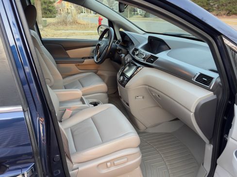 Used 2014 Honda Odyssey EX-L image 9