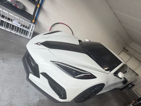 Used 2023 Chevrolet Corvette Stingray Preferred Conv w/ Z51 Performance Package RWD image 1