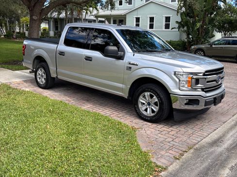 Used 2019 Ford F150 XLT image 1