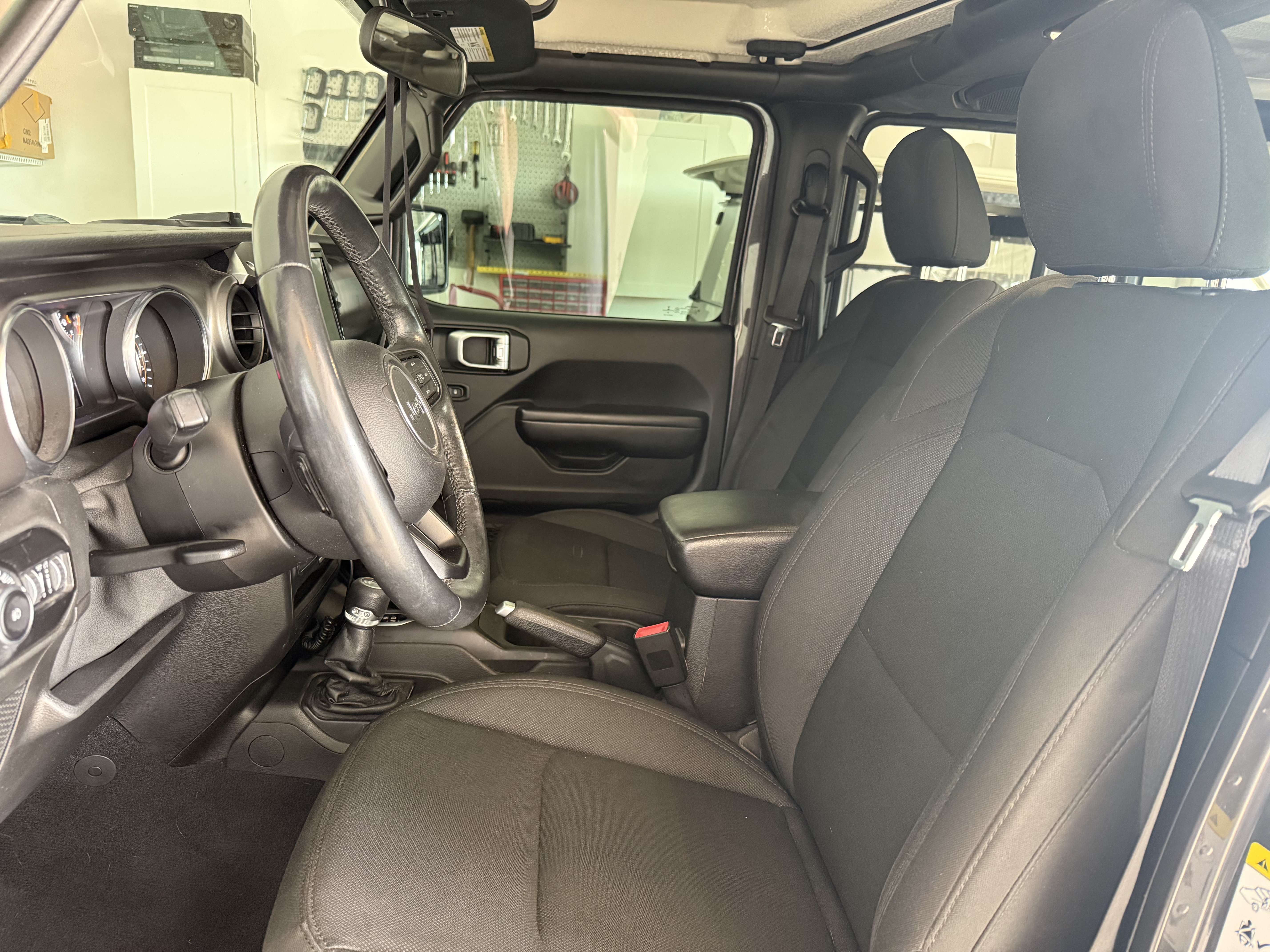Used 2019 Jeep Wrangler Unlimited Sport S AWD/4WD image 13