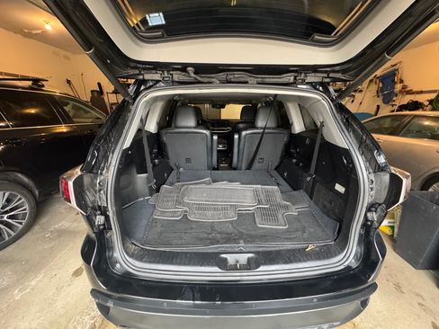 Used 2015 Toyota Highlander Limited w/ Driver Technology Package image 11