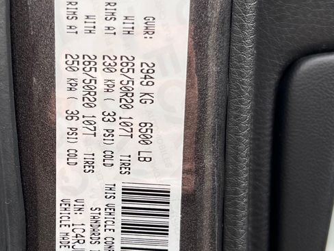 Used 2019 Jeep Grand Cherokee Altitude image 8