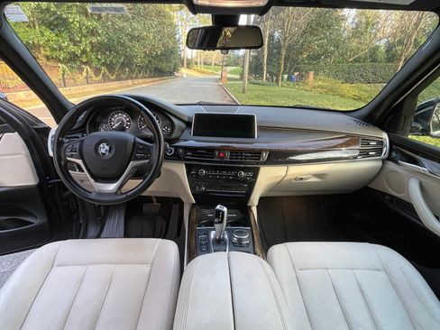 Used 2017 BMW X5 xDrive35i image 11