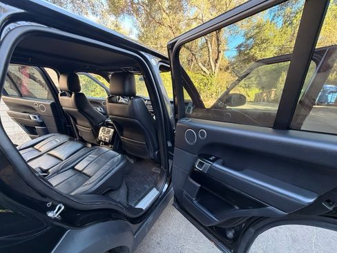 Used 2016 Land Rover Range Rover AWD/4WD image 11