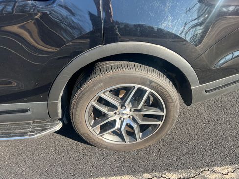 Used 2018 Ford Explorer Sport w/ Equipment Group 401A image 16