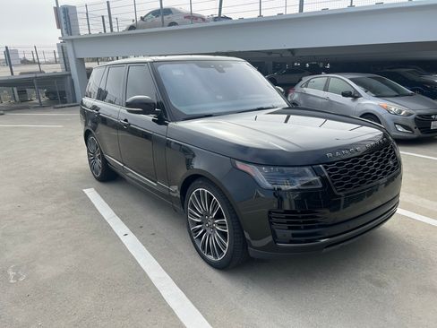 Used 2021 Land Rover Range Rover image 4