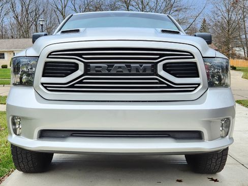 Used 2014 RAM 1500 Express image 2
