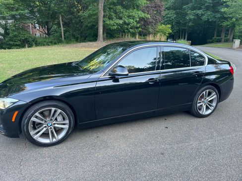 Used 2016 BMW 340i Sedan RWD image 5