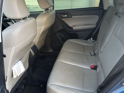 Used 2017 Subaru Forester 2.5i Limited image 10